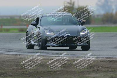 media/Dec-13-2025-OnGrid (Sat) [[98be3c0626]]/Group 2 Yellow/Sunset S4/